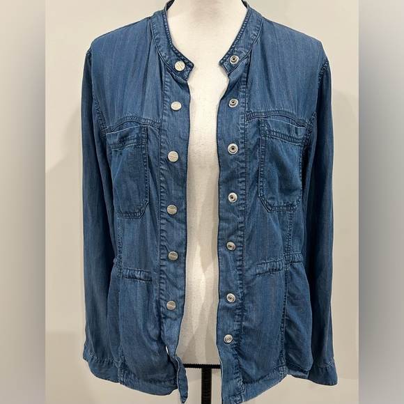 Sanctuary Chambray Shacket - Picture 2 of 4